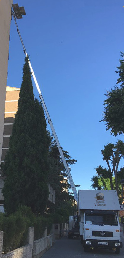 elevador mudanzas en albacete